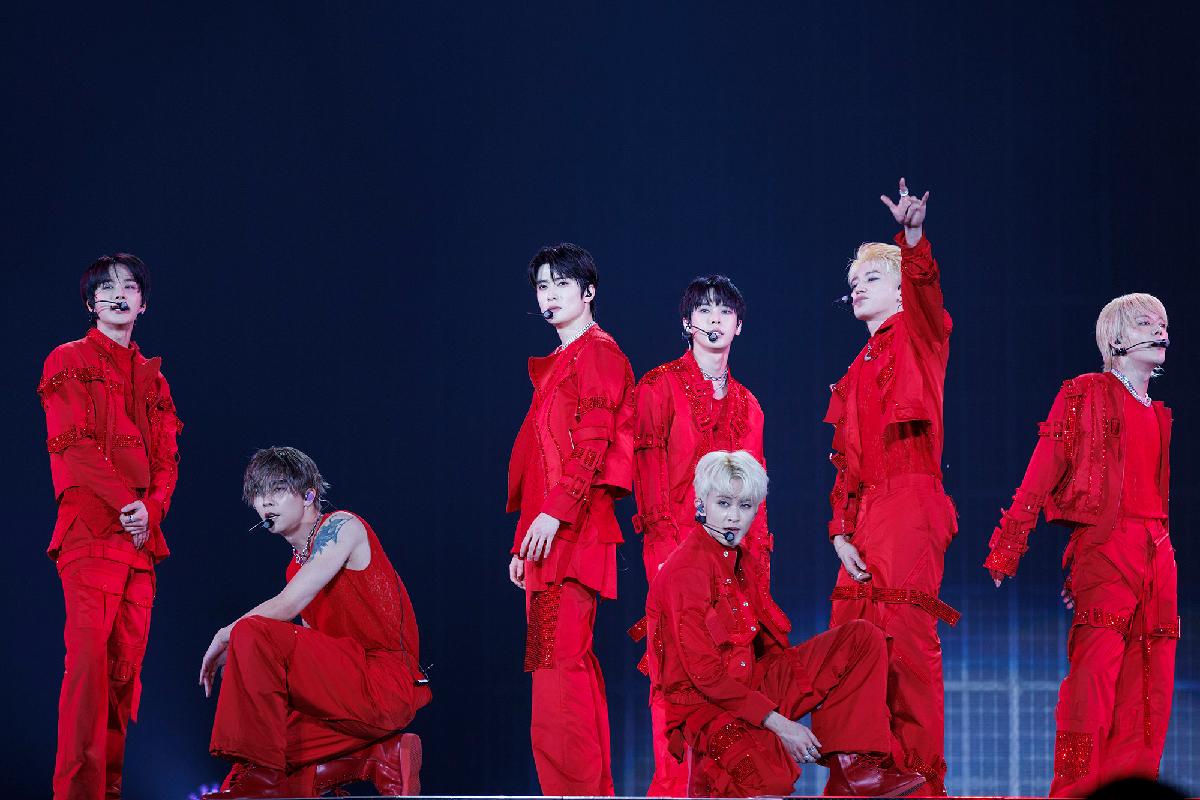 组合NCT 127(NCT 127)以名古屋的演出拉开了日本第二次巨蛋巡演的华丽