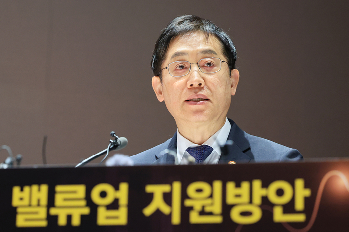 축사하는 김주현 금융위원장